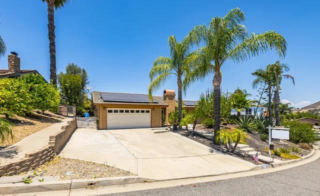22862 Calcutta Dr — photograph 4 of 30